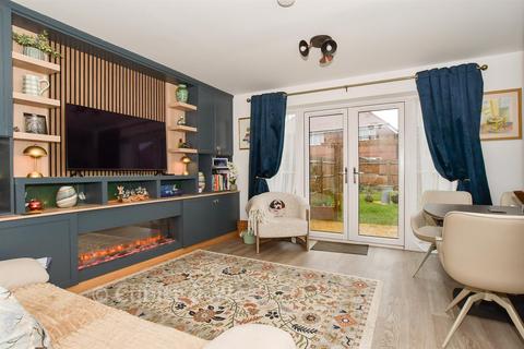 undefined, Maple Drive, Billingshurst RH14