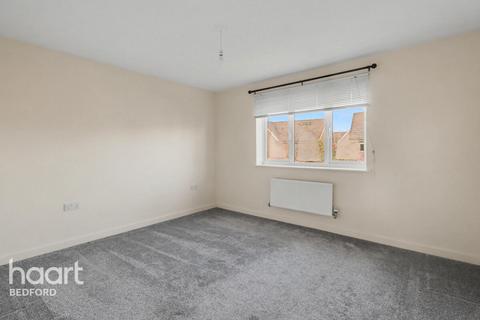 undefined, Sherwood Close, BEDFORD
