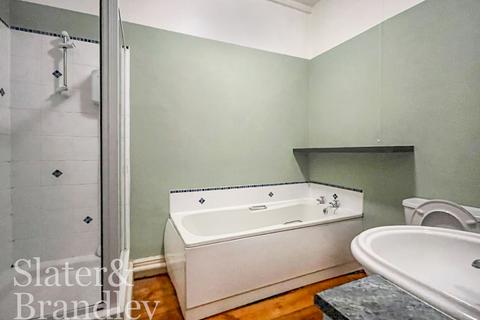 2 bedroom flat to rent, Villa Road, Nottingham, NG3