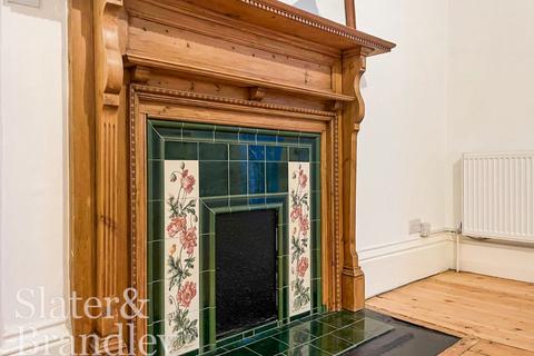 2 bedroom flat to rent, Villa Road, Nottingham, NG3