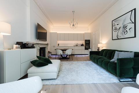 1 bedroom flat for sale, Elsham Road, London