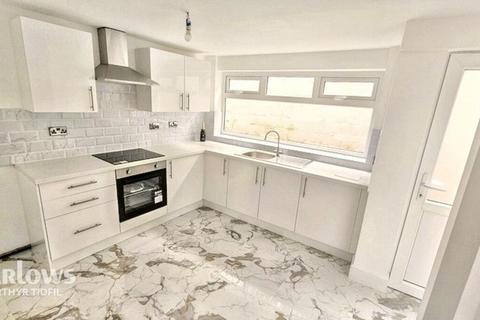 2 bedroom terraced house to rent, Brondeg Street, Ferndale