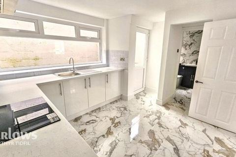 2 bedroom terraced house to rent, Brondeg Street, Ferndale