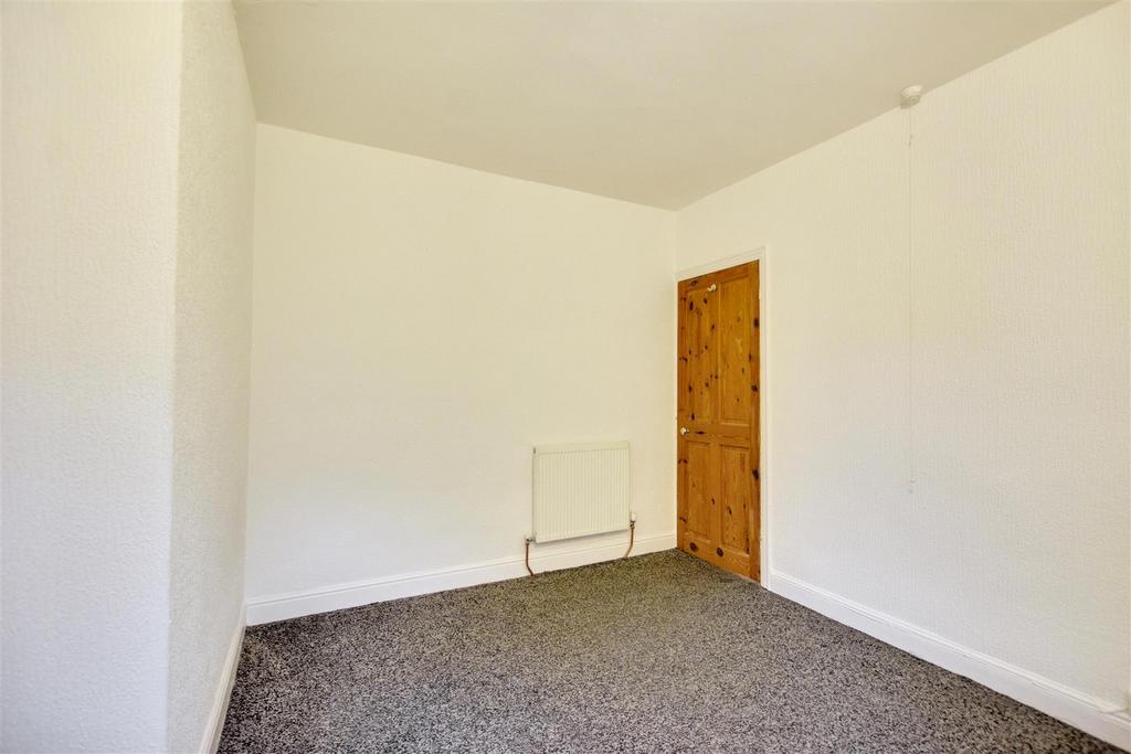 Bedroom 2 2.jpeg