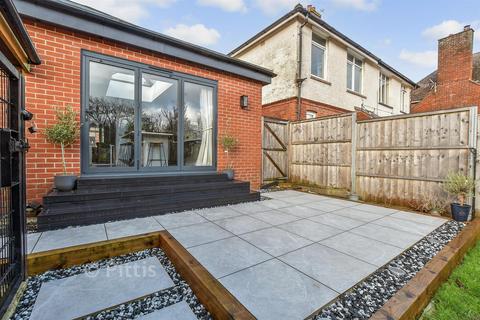 undefined, Medina Avenue, Newport, Isle of Wight