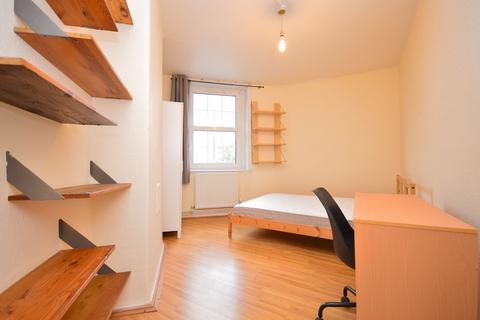 1 bedroom in a flat share to rent, Electric House, Bow Road, E3 2BL