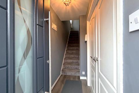 3 bedroom semi-detached house for sale, Stanley Close, Westhoughton, Bolton