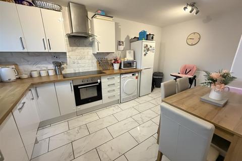 undefined, Jennings Close, Daventry