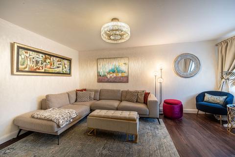 3 bedroom terraced house for sale, Cranwell Crescent , Milton Keynes MK17