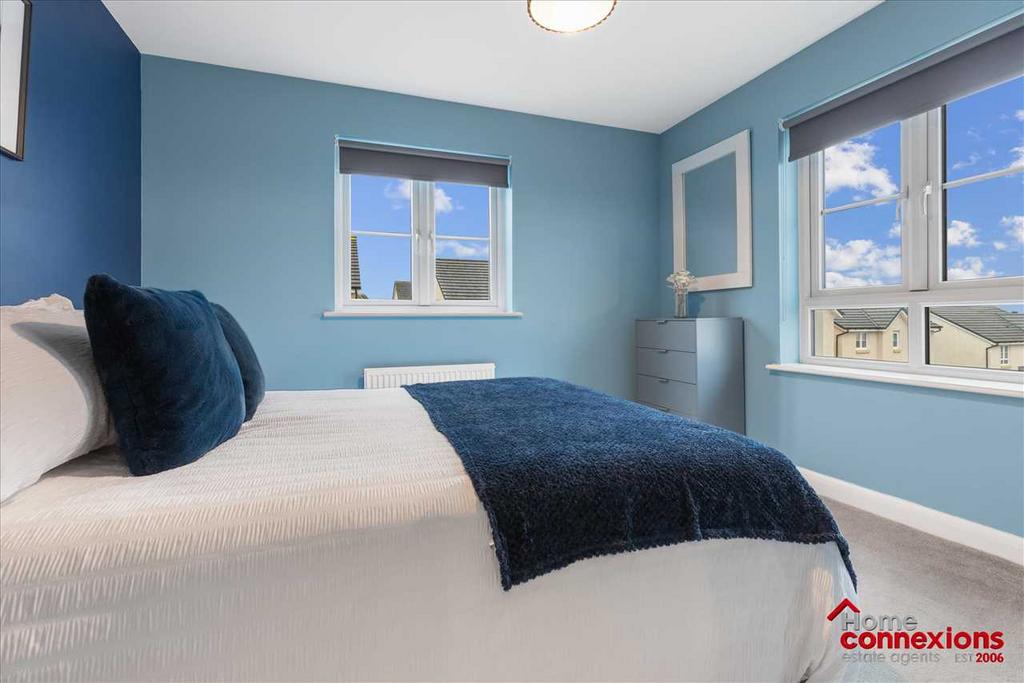 Bedroom Two (2)