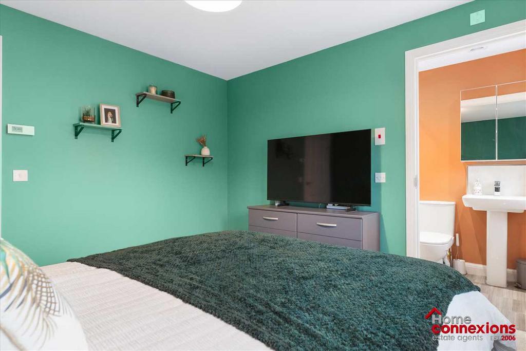 Bedroom One (2)