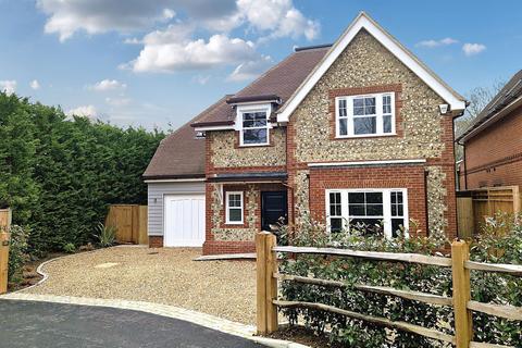undefined, Bennett Way, West Clandon, Surrey, GU4 7TN