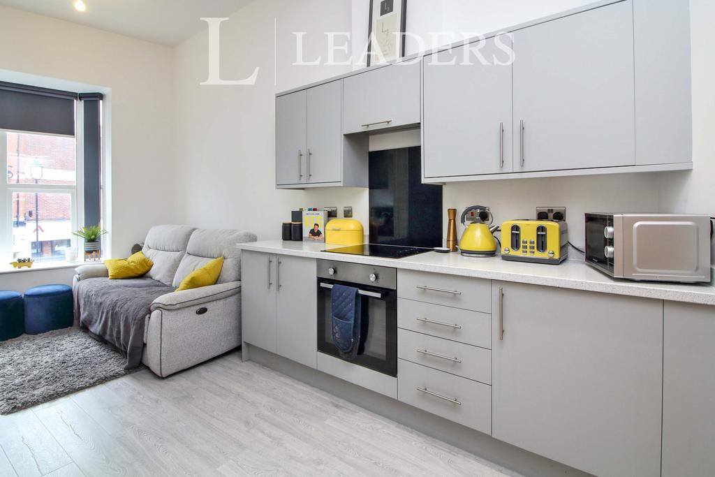 Kitchen/Lounge