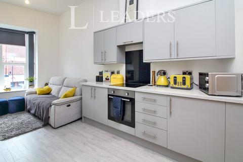 1 bedroom flat to rent, High Street, Bromsgrove, Worcestershire, B61