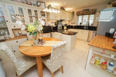 undefined, Manor Avenue, Hockliffe