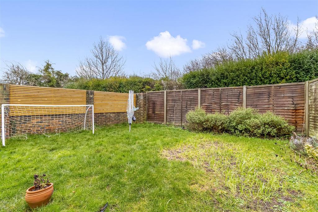 57 Twyford Gardens-022.JPG