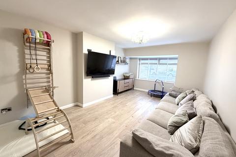 2 bedroom bungalow for sale, Llantwit Fardre, Pontypridd CF38