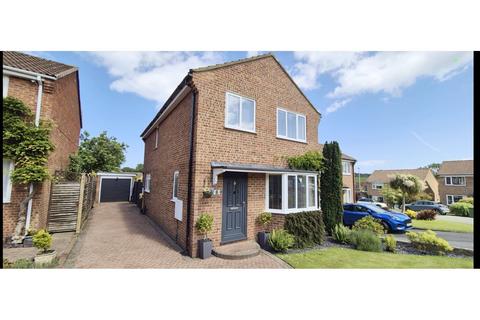Lightfoots Close, Scarborough, YO12
