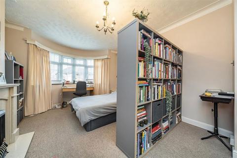 undefined, Strathaven Road, London SE12