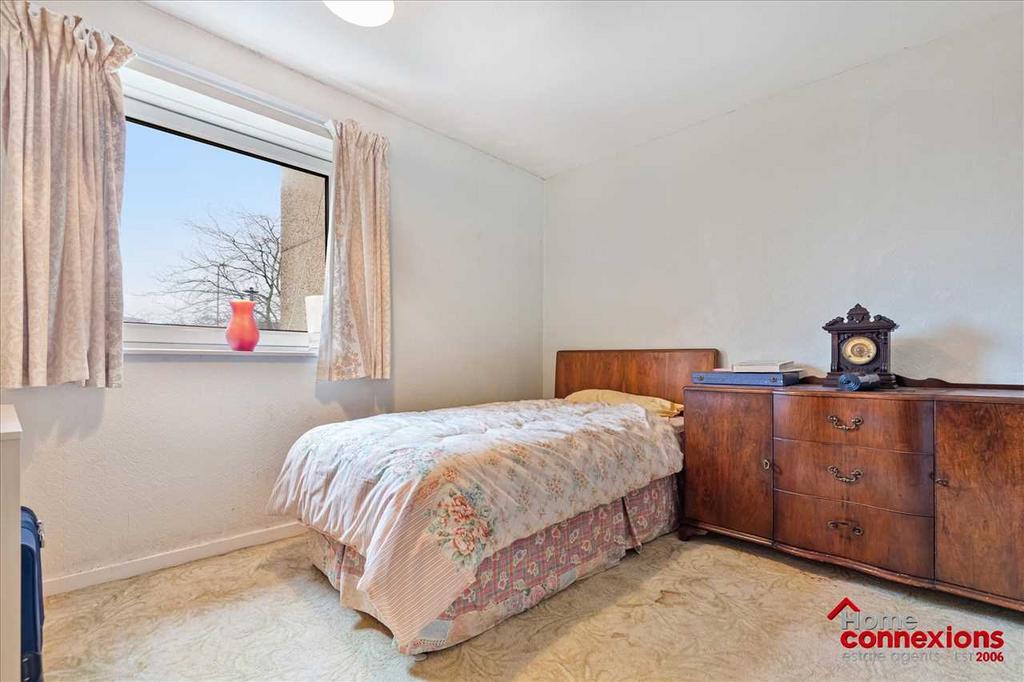 Bedroom Two (1)