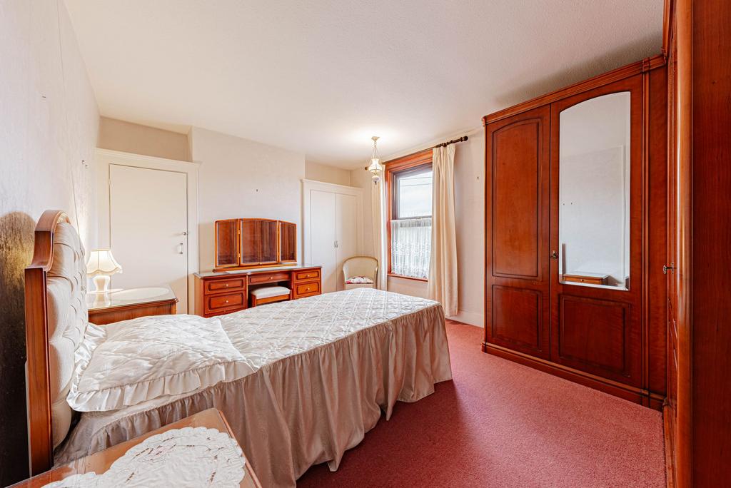 Bedroom One (1)