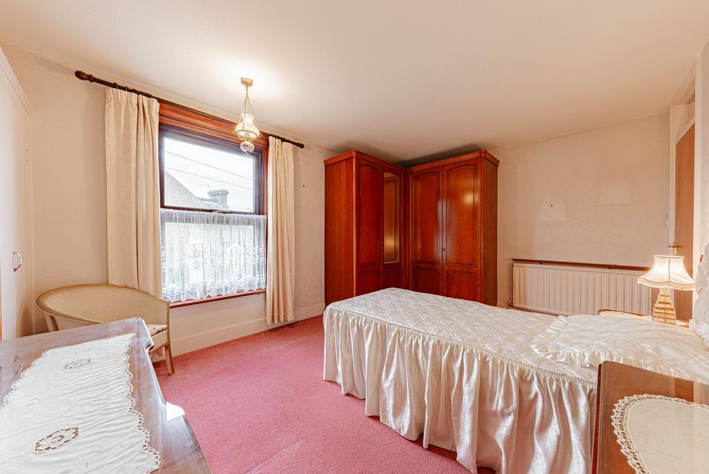 Bedroom One (2)