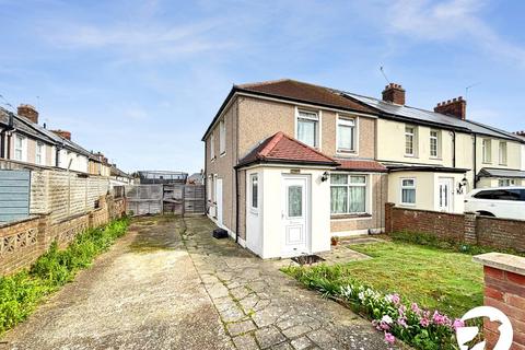 3 bedroom end of terrace house to rent, Cedar Road, Dartford, Kent, DA1