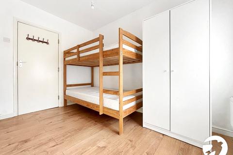 3 bedroom end of terrace house to rent, Cedar Road, Dartford, Kent, DA1