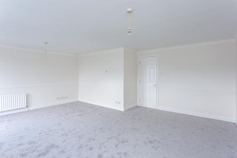 2 bedroom flat to rent, High Road, Woodford Green, IG8