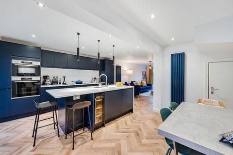 undefined, Derwent Avenue, Chorlton, Manchester, M21