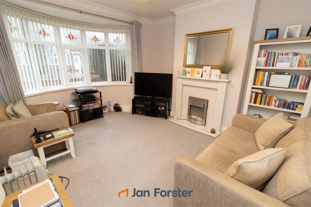 Apartment in Newcastle Upon Tyne - View 2