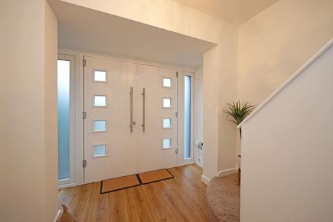 4 bedroom detached house for sale, Dartmouth Avenue, Newcastle, ST5