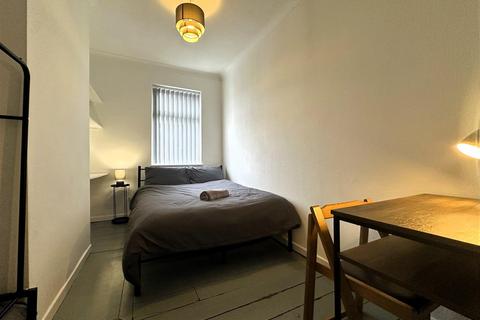 undefined, Oxford Road, Gloucester GL1