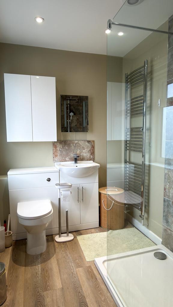 Ensuite