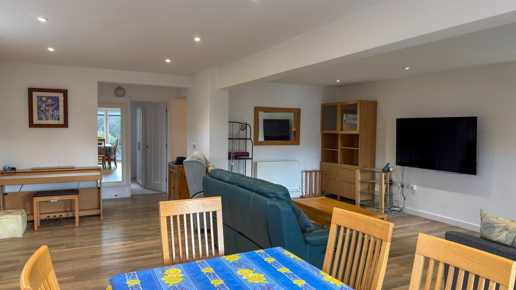 Open Plan Reception