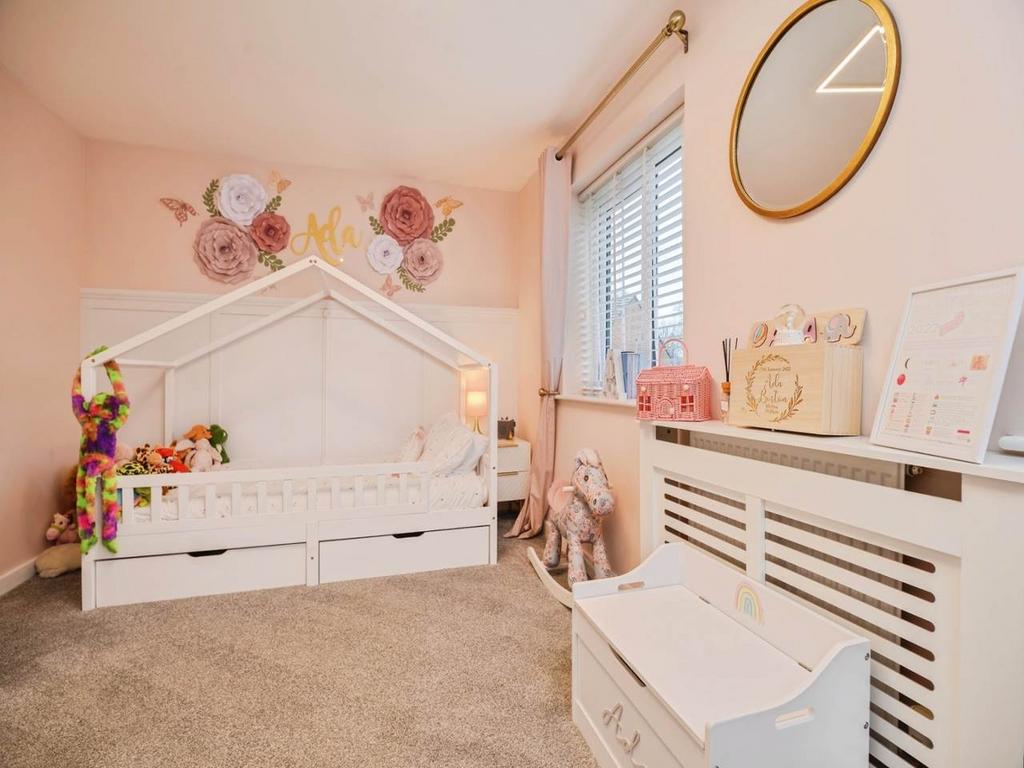 Bedroom 2 (1)