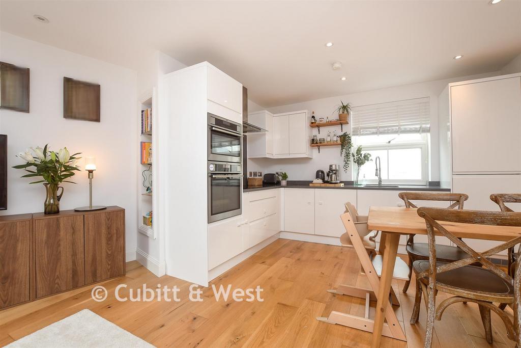 Kitchen Lounge/Diner