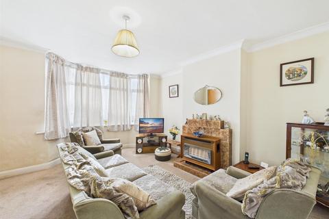 undefined, Middle Avenue, Loughborough LE11