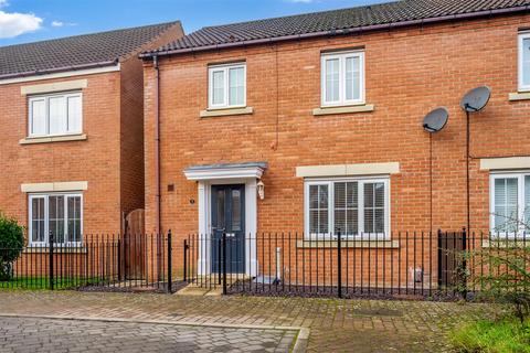 3 bedroom semi-detached house for sale, Paradise Way, Darlington