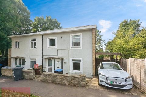 4 bedroom terraced house to rent, Willow Way, Hatfield AL10