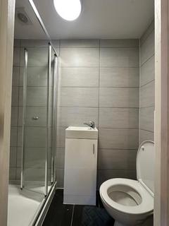 1 bedroom in a house share to rent, 85 Radcliffe Road, Belmont Circle