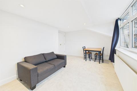 1 bedroom flat to rent, Balham High Road, London, SW12