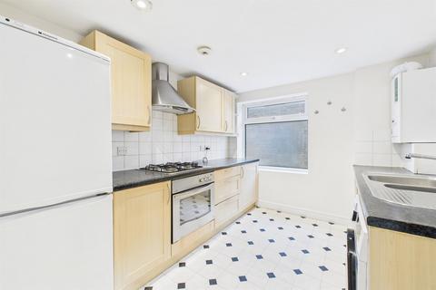 1 bedroom flat to rent, Balham High Road, London, SW12