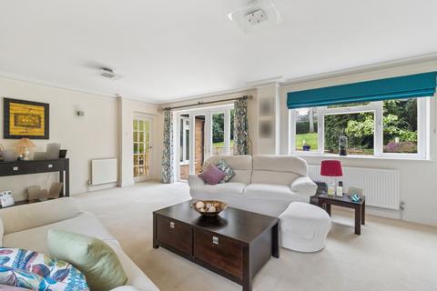 4 bedroom detached house for sale, Howards Wood Drive, Gerrards Cross, SL9
