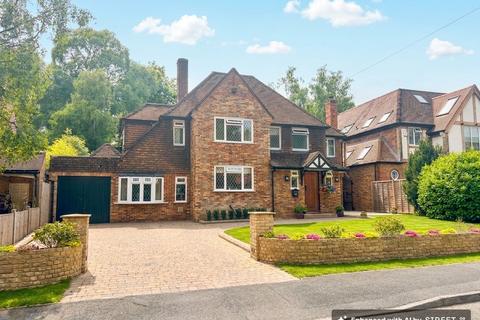 Howards Wood Drive, Gerrards Cross, SL9