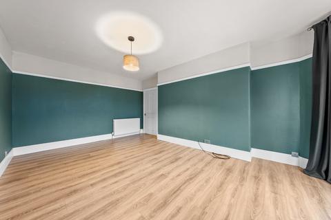 3 bedroom flat to rent, Barlogan Avenue, Glasgow City, Glasgow, G52