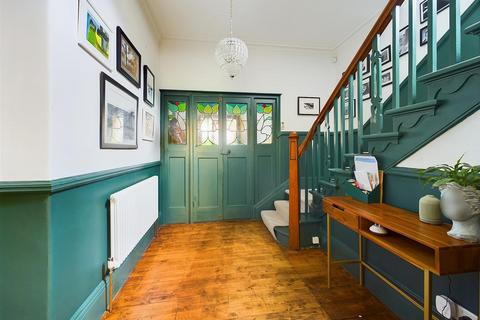 5 bedroom semi-detached house for sale, Queens Road, Whitley Bay