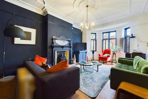 5 bedroom semi-detached house for sale, Queens Road, Whitley Bay