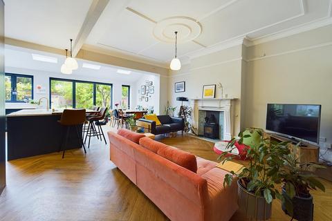 5 bedroom semi-detached house for sale, Queens Road, Whitley Bay