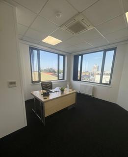 1 bedroom property to rent, Canal Street, The Bridgewater Complex, L20